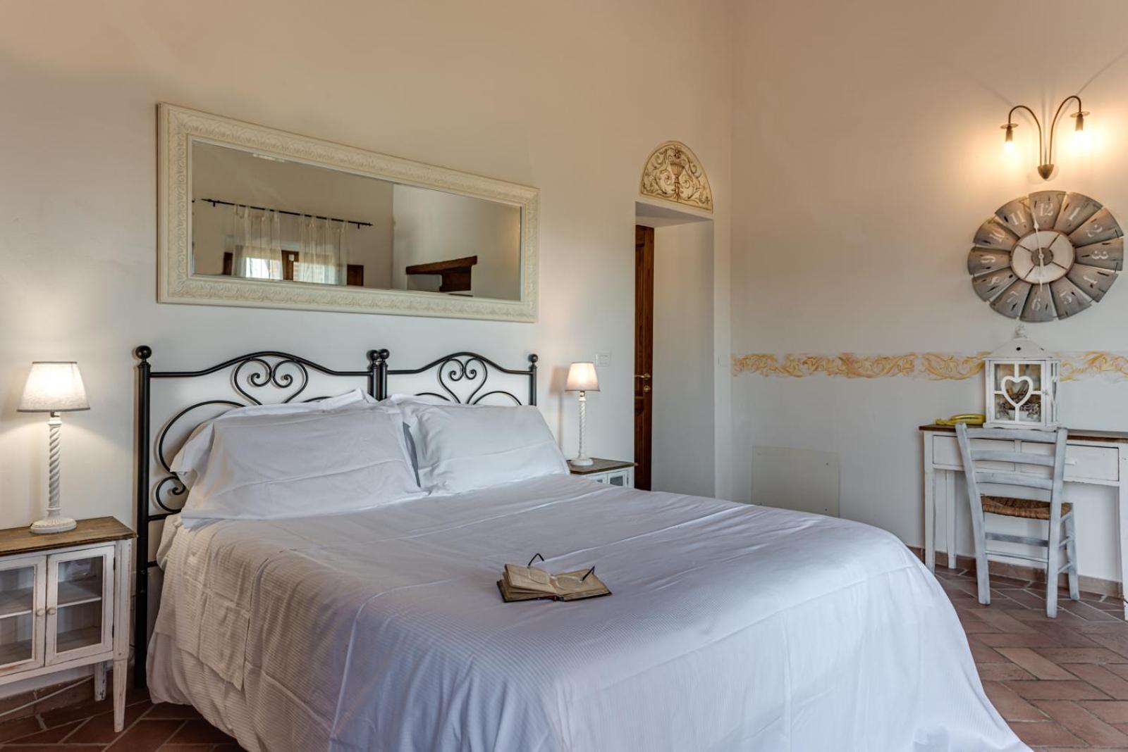 Abbadia Sicille Relais Hotel Trequanda Exterior photo