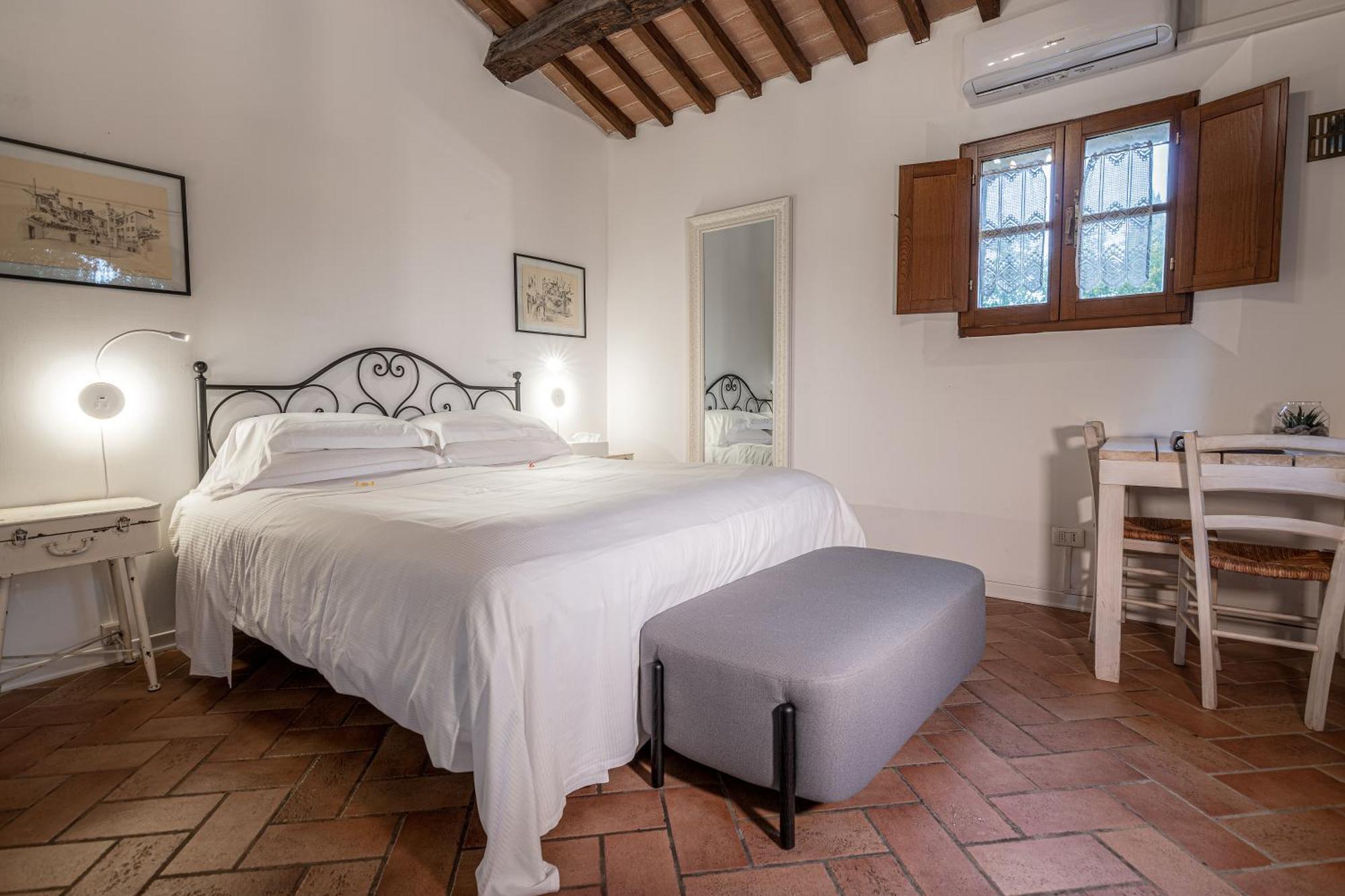 Abbadia Sicille Relais Hotel Trequanda Room photo