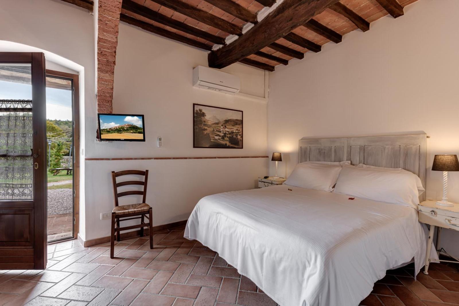Abbadia Sicille Relais Hotel Trequanda Exterior photo